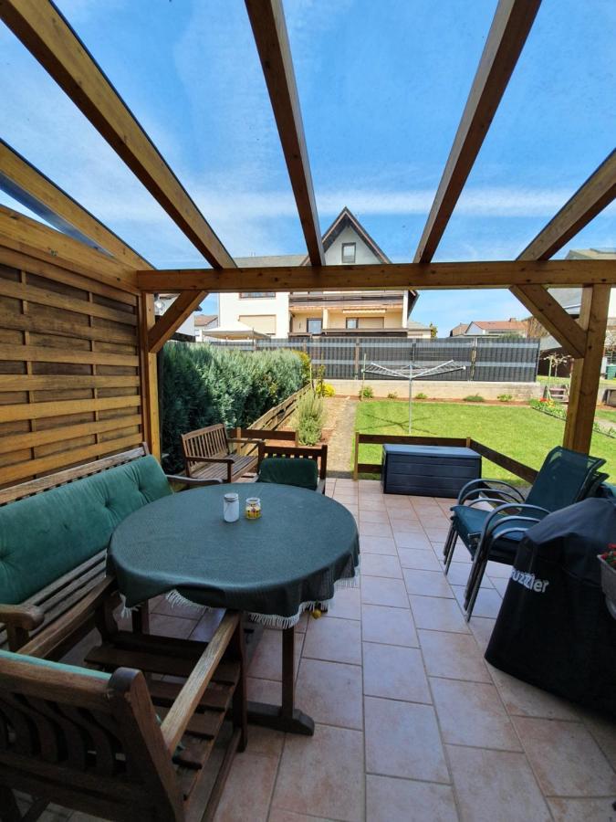Ferienwohnung Woelbert Altendiez エクステリア 写真
