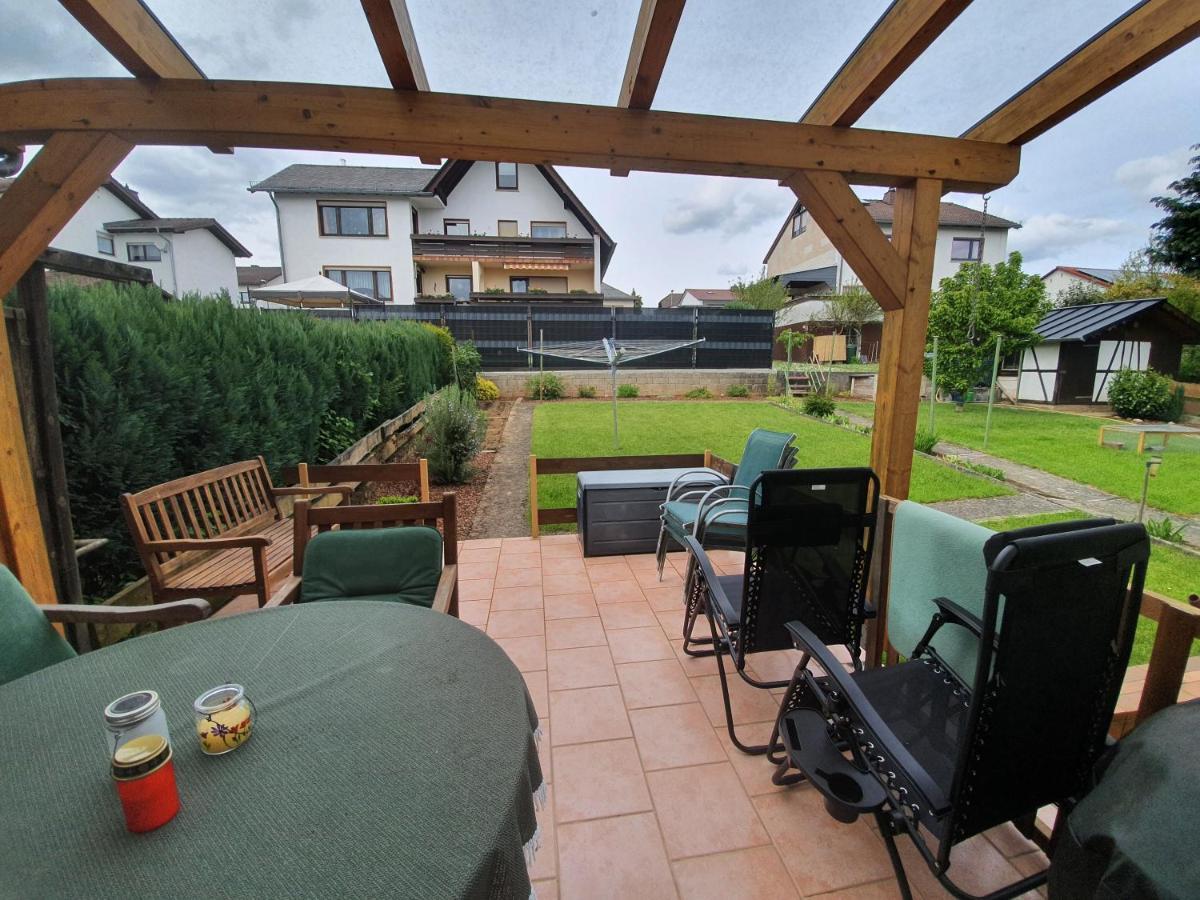 Ferienwohnung Woelbert Altendiez エクステリア 写真