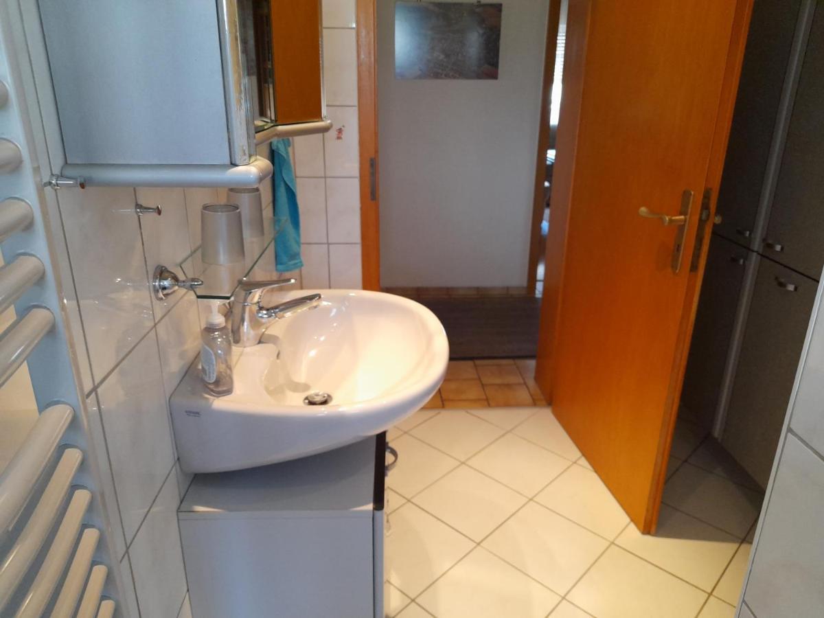 Ferienwohnung Woelbert Altendiez エクステリア 写真