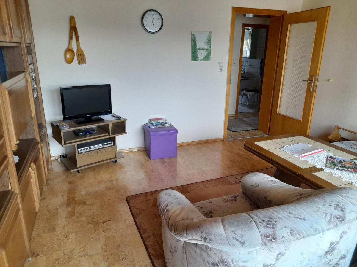 Ferienwohnung Woelbert Altendiez エクステリア 写真