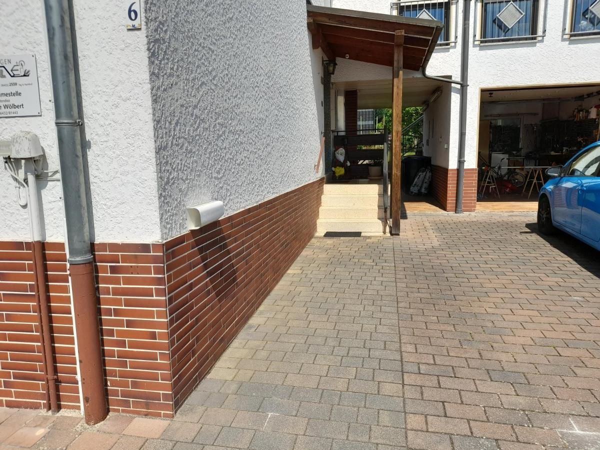 Ferienwohnung Woelbert Altendiez エクステリア 写真